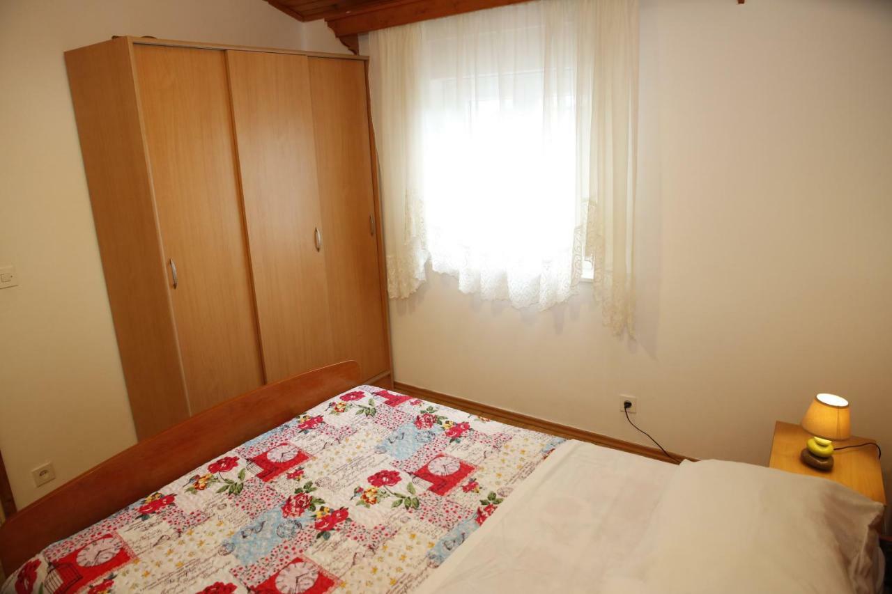 Apartment Leonora Vodice Exterior photo